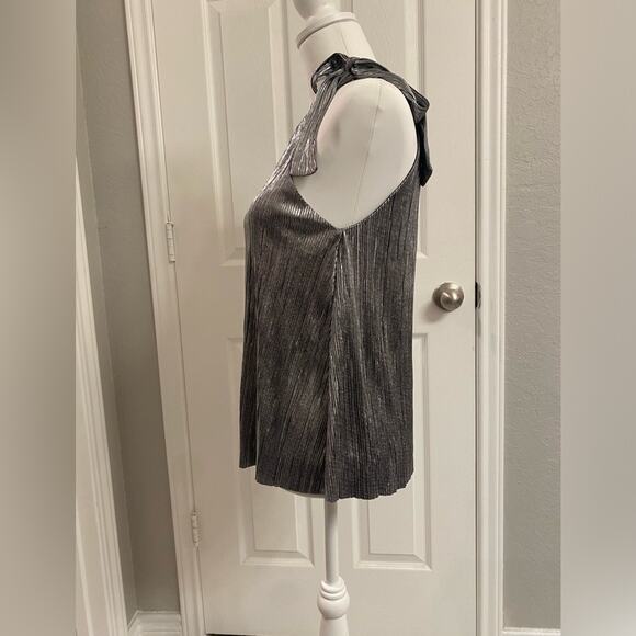 1.State Metallic Silver Pleated Halter  Plissè Tie-Neck Flowy Party Blouse - Picture 4 of 7